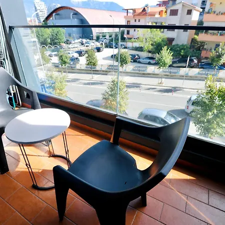 Miku Apartment-chic 2 Bedroom Escape Apartamento *
