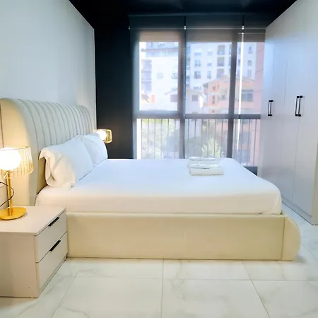 Miku Apartment-chic 2 Bedroom Escape * Tirana