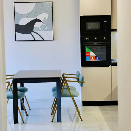 Miku Apartment-chic 2 Bedroom Escape Lejlighed Tirana