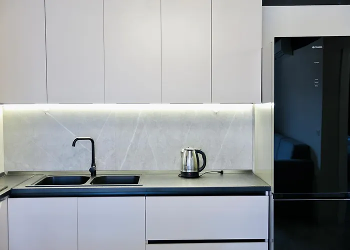 Miku Apartment-chic 2 Bedroom Escape *